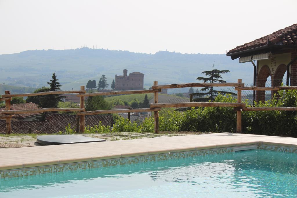 Diano dʼAlba Poggio Dei Farinetti Bed & Breakfast エクステリア 写真